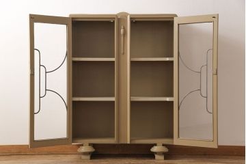 アンティーク家具　イギリスアンティーク　あたたかな色合いが魅力的なペイントブックケース(本箱、キャビネット、収納棚)