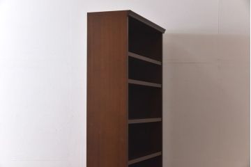 中古　maruni(マルニ) 特注品　収納力抜群のシンプルな本棚(飾り棚)(定価約37万円)