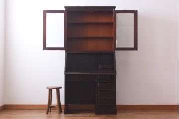 【S様ご成約済・ご決済用】中古　北海道民芸家具　上品な雰囲気漂うビューローブックケース(ライティングビューロー、机、本箱、収納棚)(定価約49万円)(1)