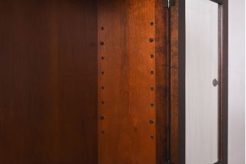 【S様ご成約済・ご決済用】中古　北海道民芸家具　上品な雰囲気漂うビューローブックケース(ライティングビューロー、机、本箱、収納棚)(定価約49万円)(1)