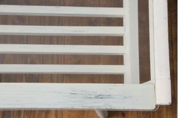 ペイント家具　レトロな雰囲気漂うセンターテーブル(サイドテーブル、コーヒーテーブル、リビングテーブル)(R-029298)