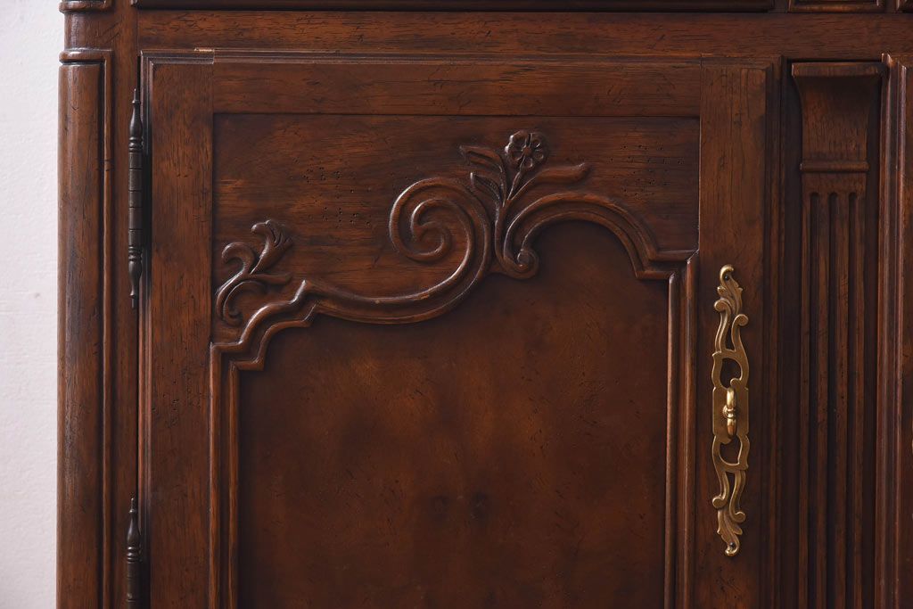 中古　DREXEL HERITAGE(ドレクセルヘリテイジ)　old continent(オールドコンチネント)　サーバー(洋酒棚、キャビネット)(定価約82万円)