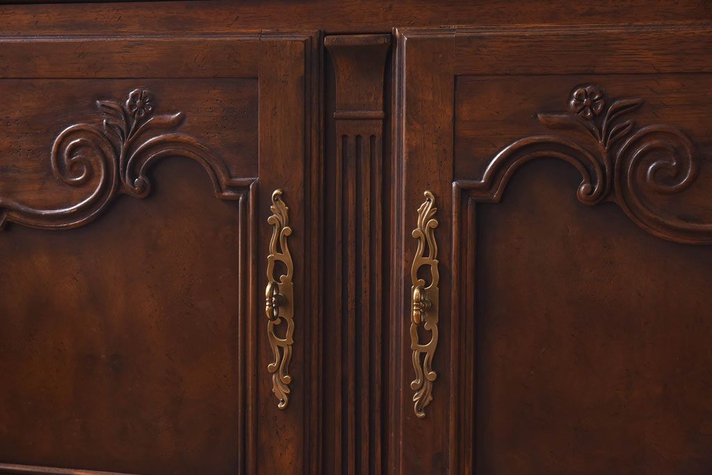 中古　DREXEL HERITAGE(ドレクセルヘリテイジ)　old continent(オールドコンチネント)　サーバー(洋酒棚、キャビネット)(定価約82万円)