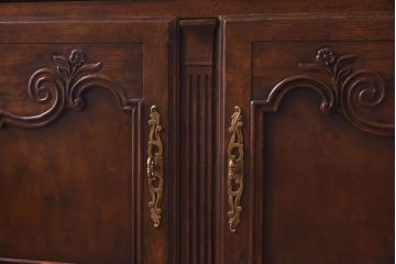 中古　DREXEL HERITAGE(ドレクセルヘリテイジ)　old continent(オールドコンチネント)　サーバー(洋酒棚、キャビネット)(定価約82万円)