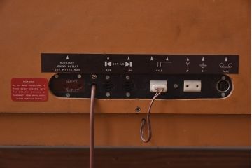 ヴィンテージ家具　イギリスビンテージ　Dynatron Radio Ltd　オーディオ機器付き　ラジオグラム(レコードプレーヤー、サイドボード)