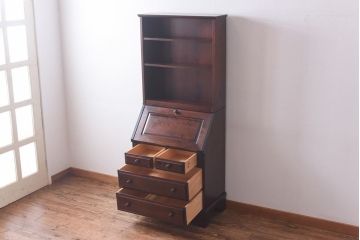中古　北海道民芸家具　収納に便利な本棚のついたライティングビューロー(ビューローブックケース、簿記机)(1)