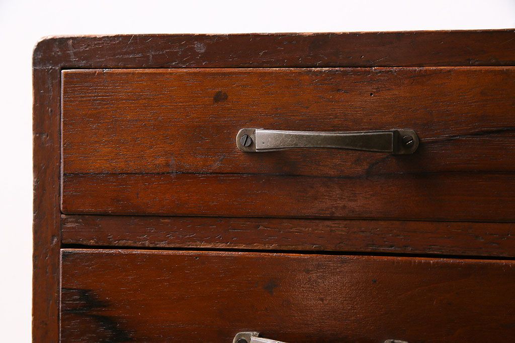 レトロ家具　昭和レトロ　懐かしい和の味わいが楽しめる小型チェスト(引き出し、小物入れ、裁縫箱)