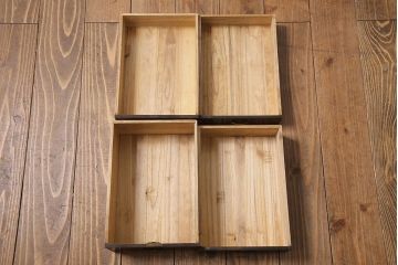 アンティーク家具　昭和初期　黒檀　味わい深い模様張りの小引き出し(引き出し)