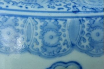 アンティーク雑貨　和製アンティーク　龍鳳凰文　どっしりとした存在感の瀬戸火鉢(鉢カバー)