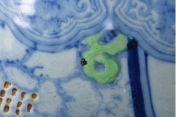 アンティーク雑貨　和製アンティーク　牡丹の図　唐草文　華やかなデザインの瀬戸火鉢(鉢カバー)