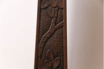 アンティーク雑貨　中古　伝統工芸軽井沢彫り　立派な桜の彫刻が美しい姿見(鏡)