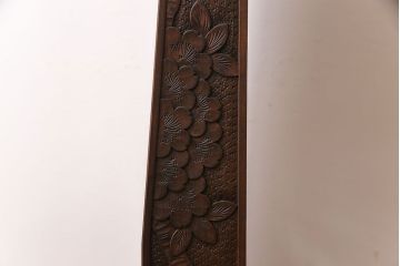 アンティーク雑貨　中古　伝統工芸軽井沢彫り　立派な桜の彫刻が美しい姿見(鏡)