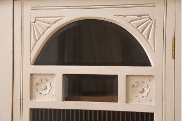 ペイント家具　イギリス製　モールガラス入り　愛らしいデザインのサイドチェスト(チェスト、収納棚)