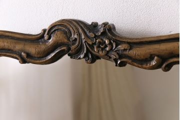 アンティーク雑貨　ビンテージ　植物をモチーフにした彫刻が魅力の木製ウォールミラー(壁掛け・鏡)