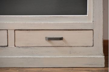 アンティーク家具　アンティークペイント　シンプルな引き戸収納棚(食器棚、飾り棚、陳列棚)