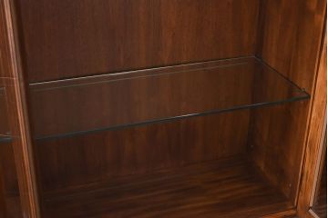 中古　DREXEL HERITAGE(ドレクセルヘリテイジ)　old continent(オールドコンチネント)　China(チャイナ)　食器棚(キャビネット、飾り棚、収納棚)(定価約240万円)