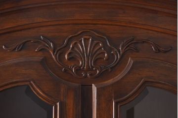 中古　DREXEL HERITAGE(ドレクセルヘリテイジ)　old continent(オールドコンチネント)　China(チャイナ)　食器棚(キャビネット、飾り棚、収納棚)(定価約240万円)