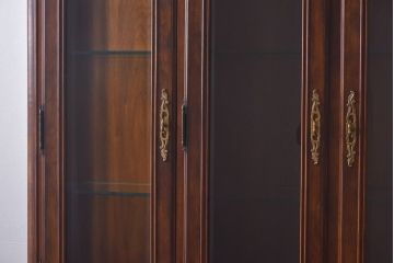 中古　DREXEL HERITAGE(ドレクセルヘリテイジ)　old continent(オールドコンチネント)　China(チャイナ)　食器棚(キャビネット、飾り棚、収納棚)(定価約240万円)