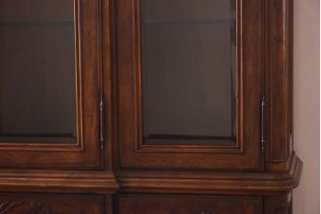 中古　DREXEL HERITAGE(ドレクセルヘリテイジ)　old continent(オールドコンチネント)　China(チャイナ)　食器棚(キャビネット、飾り棚、収納棚)(定価約240万円)