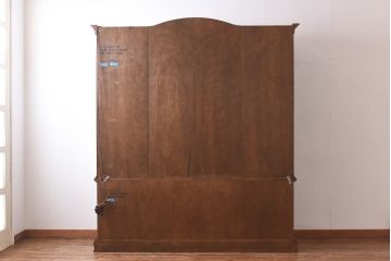 中古　DREXEL HERITAGE(ドレクセルヘリテイジ)　old continent(オールドコンチネント)　China(チャイナ)　食器棚(キャビネット、飾り棚、収納棚)(定価約240万円)