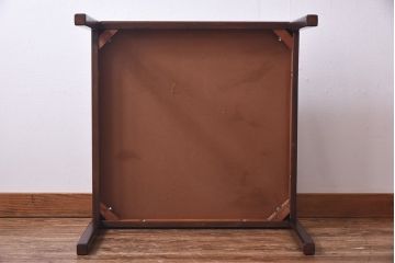 ヴィンテージ家具　北欧ビンテージ　ローズウッド　マス目のような天板がかわいらしいコーヒーテーブル(センターテーブル)