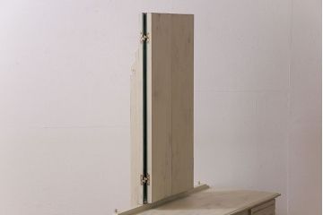 ペイント家具　神戸洋家具　永田良介商店　シャビーな風合いのドレッサー(鏡台)