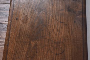 アンティーク家具　和製アンティーク　天板一枚板　栗材使用の味わい深いローボード(ローチェスト、収納棚)