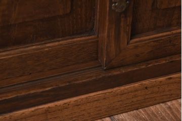 アンティーク家具　和製アンティーク　天板一枚板　栗材使用の味わい深いローボード(ローチェスト、収納棚)