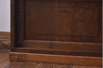 アンティーク家具　和製アンティーク　天板一枚板　栗材使用の味わい深いローボード(ローチェスト、収納棚)