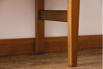 ビンテージ家具　北欧ヴィンテージ　机としても使えるスタイリッシュなサイドチェスト(引き出し、サイドボード)