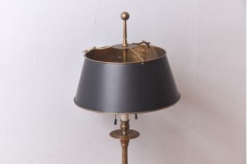 CHAPMAN社　CANDLE STICK WITH TRI-LEG BASE　真鍮製スタンドライト(フロアスタンド、照明)(定価約12万円)