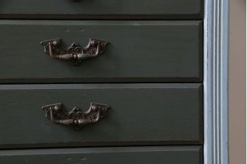 ペイント家具　イギリス製　バイカラーがおしゃれなチェスト(サイドチェスト、引き出し)