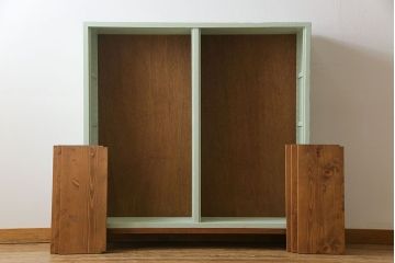 ペイント家具　爽やかなグリーンが印象的なオープンラック(陳列棚、本棚、ブックシェルフ)