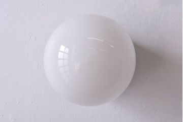 昭和レトロ　球体のシルエットがかわいらしいシーリングライト(天井照明、壁掛け照明)