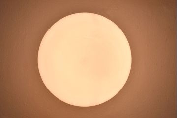 昭和レトロ　球体のシルエットがかわいらしいシーリングライト(天井照明、壁掛け照明)