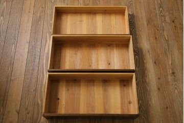 レトロ家具　昭和レトロ　小物の収納に使いやすいシンプルなチェスト(引き出し、サイドチェスト)