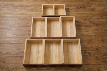 中古　岩谷堂箪笥　特注品!　手打ち金具　繊細な意匠が目を引くサイドボード(収納棚、飾り棚)