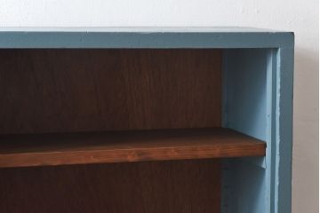 ペイント家具　くすんだ水色がレトロな印象を放つオープンラック(陳列棚、本棚、ブックシェルフ)