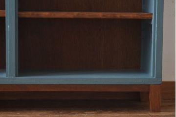 ペイント家具　くすんだ水色がレトロな印象を放つオープンラック(陳列棚、本棚、ブックシェルフ)