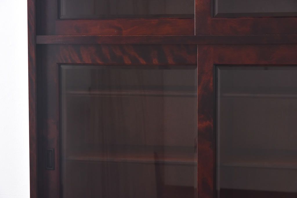 中古　北海道民芸家具　和洋どちらの空間にも馴染むシックなカップボード(食器棚、収納棚)(定価約35万円)