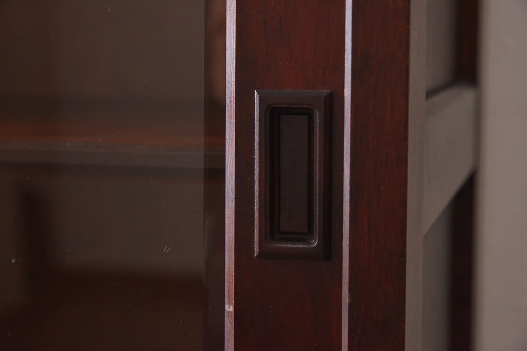 中古　北海道民芸家具　和洋どちらの空間にも馴染むシックなカップボード(食器棚、収納棚)(定価約35万円)