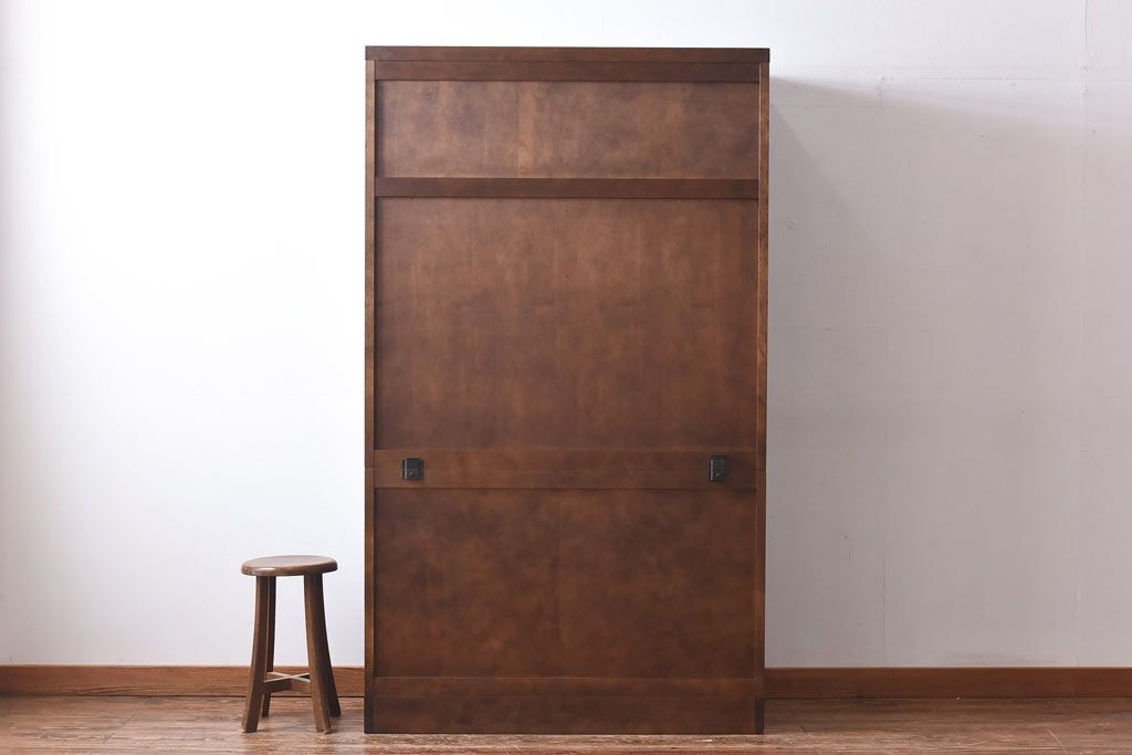 中古　北海道民芸家具　和洋どちらの空間にも馴染むシックなカップボード(食器棚、収納棚)(定価約35万円)