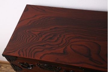 中古 伝統民芸家具 岩谷堂箪笥　高級感ある杢目と金具が魅力的な整理箪笥(衣装箪笥、引き出し)(定価約50万円)(1)