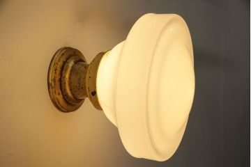 昭和レトロ　古びたブラケットが味わい深いシーリングライト(天井照明・壁掛け照明)