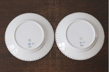 アンティーク雑貨　中古　ROYAL COPENHAGEN(ロイヤルコペンハーゲン)　ブルーフルーテッド　フルレース　23cmプレート2枚セット(ディーププレート、洋食器)(定価約7万6千円)(3)