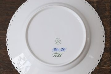 アンティーク雑貨　中古　ROYAL COPENHAGEN(ロイヤルコペンハーゲン)　ブルーフルーテッド　フルレース　23cmプレート2枚セット(ディーププレート、洋食器)(定価約7万6千円)