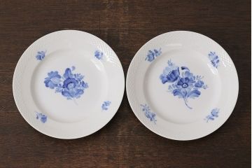 アンティーク雑貨　中古　ROYAL COPENHAGEN(ロイヤルコペンハーゲン)　ブルーフラワー　プレイン　20.5cmディーププレート(プレート、洋食器)2枚セット(3)