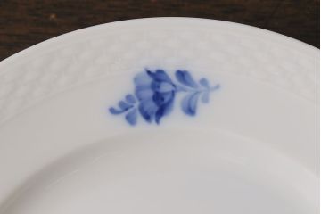 アンティーク雑貨　中古　ROYAL COPENHAGEN(ロイヤルコペンハーゲン)　ブルーフラワー　プレイン　17.5cmディーププレート(プレート、洋食器)2枚セット(1)