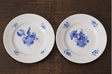アンティーク雑貨　中古　ROYAL COPENHAGEN(ロイヤルコペンハーゲン)　ブルーフラワー　プレイン　17.5cmディーププレート(プレート、洋食器)2枚セット(2)