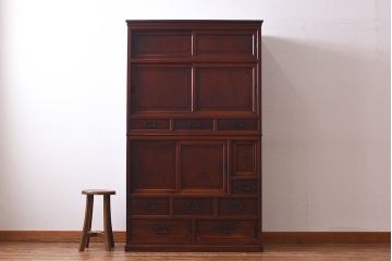 【N様ご成約済・ご決済用】和製アンティーク　前面ケヤキ材　共縁仕上げ　3尺　意匠や木目が目を引く関東水屋タンス(重ね箪笥、食器棚)